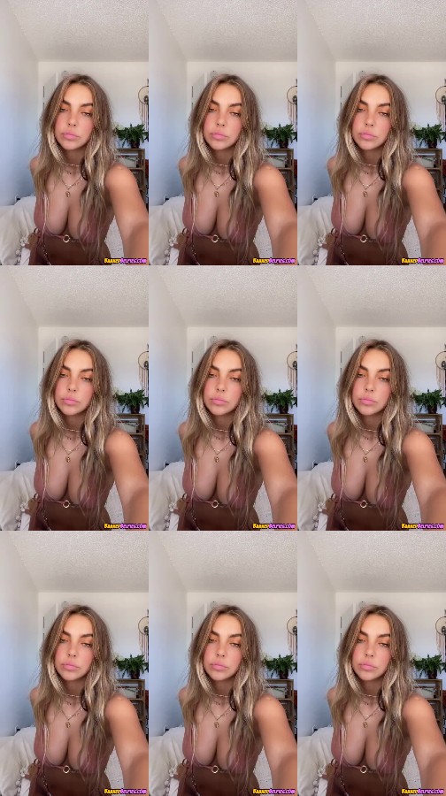 Anastasia Sexy Babe Strips Tiktok