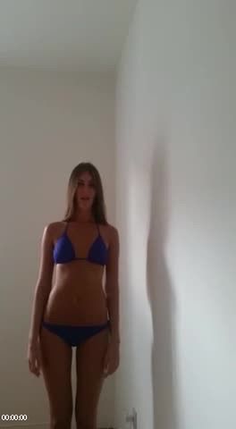 [Image: 112307837_Yaroslava_Sherbina_Present.jpg]