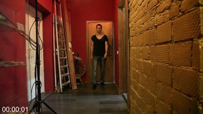 [Image: 112308053_Catwalk_Maksim.jpg]
