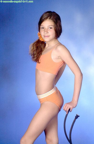 [Image: 118281083_Ma7211-019-118.jpg]