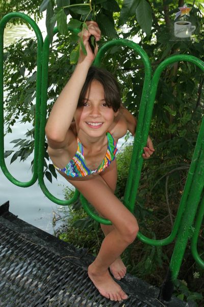 [Image: 118281158_51.jpg]