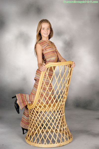 [Image: 118281522_Ma7211-009-066.jpg]