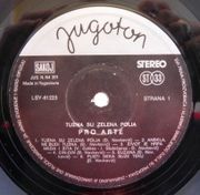 [Slika: 118700384_1975_va.jpg]