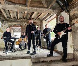 [Slika: 119533272_LIberalis.jpg]