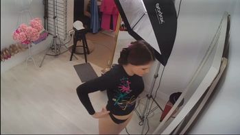 [Image: 119896239_Elit_spy_187.avi_snapshot_01.17.919.jpg]