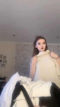 [Image: 119896261_Elit_spy_188.mp4_snapshot_00.37.871.jpg]