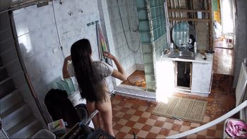 [Image: 119912226_Spy_595.avi_snapshot_01.35.526.jpg]