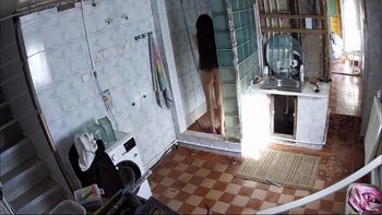 [Image: 119912227_Spy_595.avi_snapshot_01.40.095.jpg]