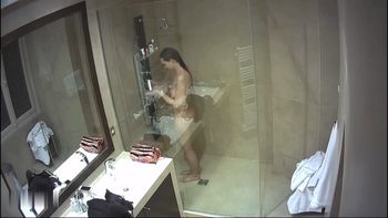 [Image: 119936084_Spy_612.avi_snapshot_05.37.085.jpg]