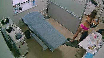 [Image: 119937541_Spy_658.avi_snapshot_00.12.144.jpg]