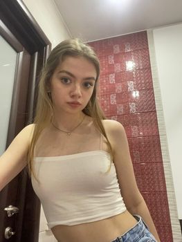 [Image: 120395391_33.jpg]