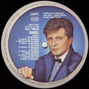 [Slika: 121128645_1984_va.jpg]