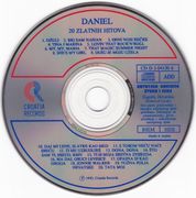 [Slika: 121128735_1993_CD.jpg]