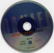 [Slika: 121128759_1999_CD.jpg]