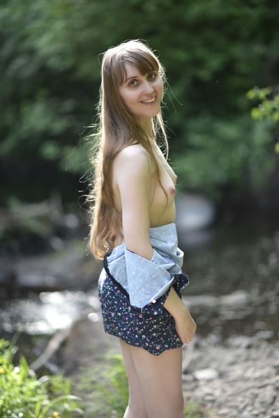 [Image: 127368419_0069.jpg]