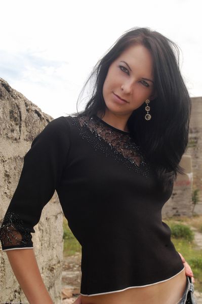 [Image: 127383311_0008.jpg]