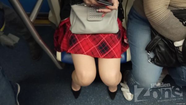 Upskirt Abzdvca