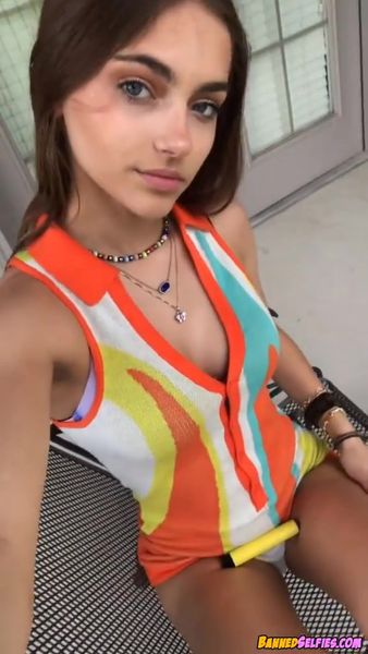 Dana – Hot Tiktok Selfie