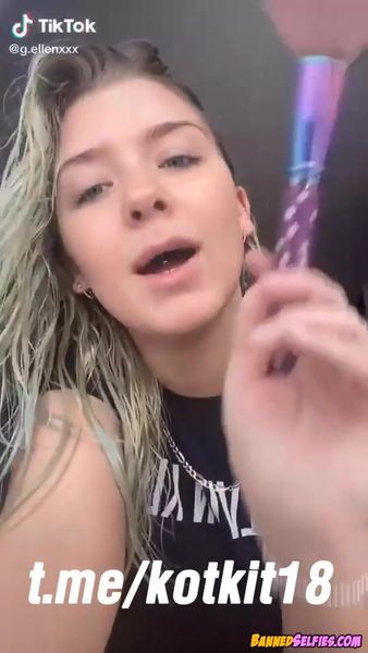 Genevieve – Hot Tiktok Selfie 1