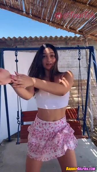 Kaylen – Nude Tiktok Selfie