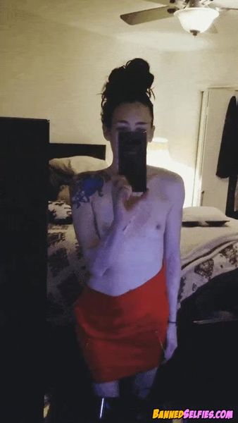 Micaela – Nude Tiktok Selfie