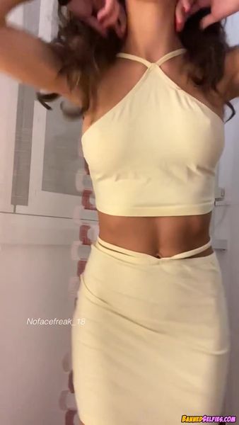 Nevaeh – Epic 21 Years Old College Girl Nude Tiktok Selfie