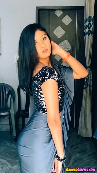 Rachael – Amazing 18 Years Old Teen Girl Nude Instagram Selfie